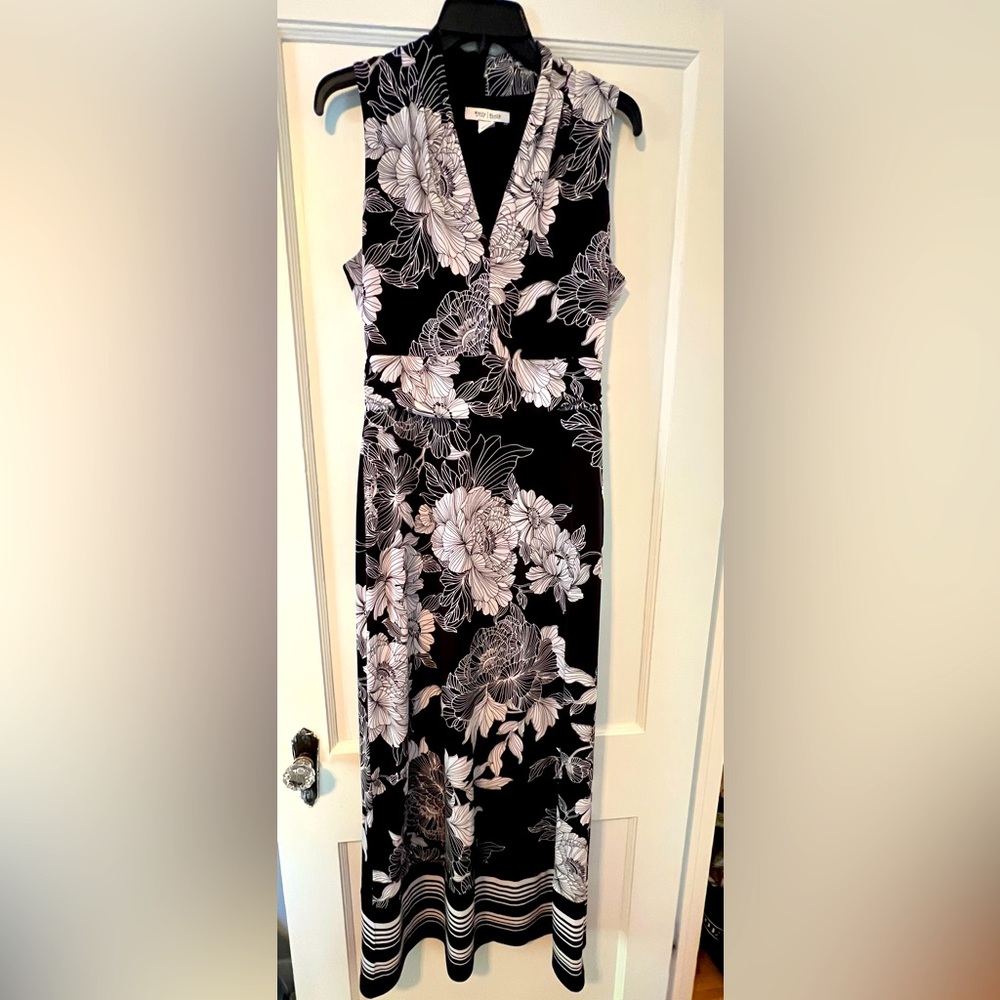 WHMB  Black and White Sleeveless Maxi Dress